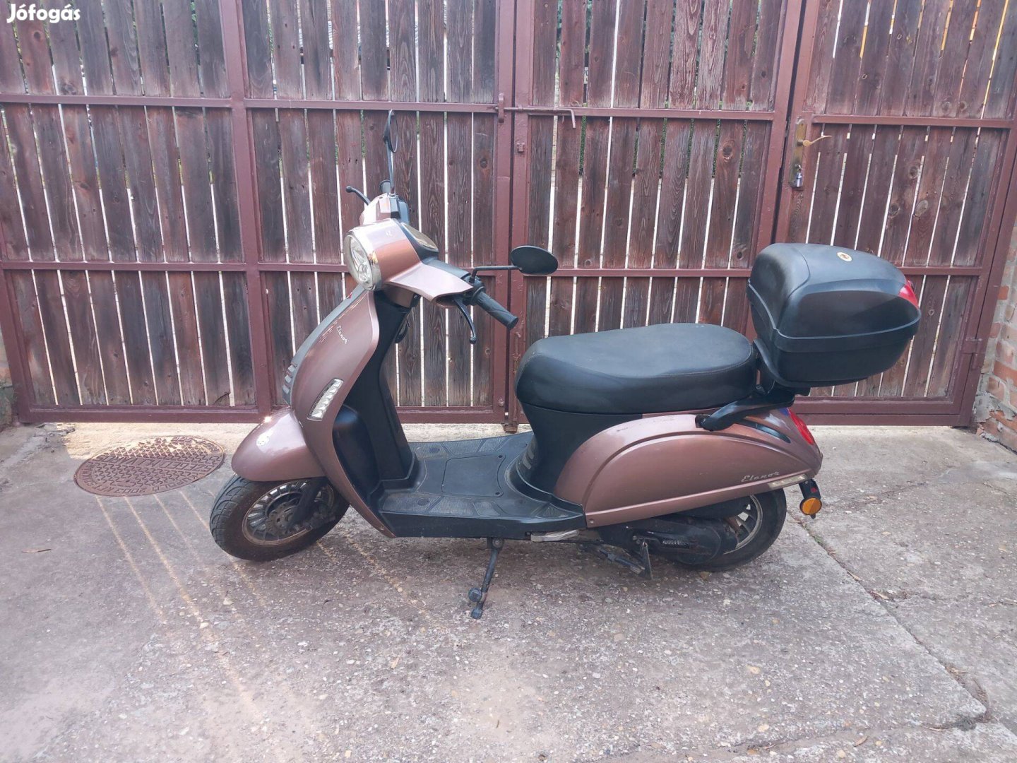 Motowell Elenor 4t robogó eladó