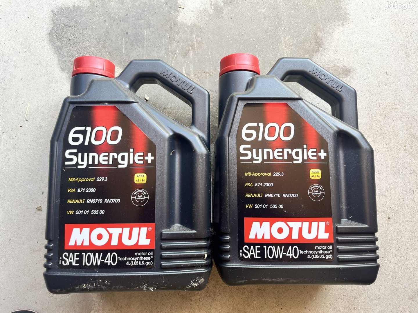 Motul 10w-40 Synergie + olaj