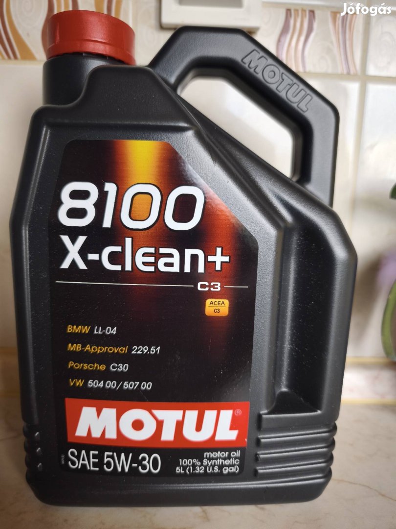 Motul 8100 X-Clean+ 5W30  4.3L