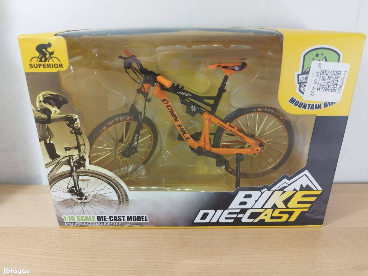 Mountain Bike Modell 1:10 méretarány Narancssárga teljesen új állapot