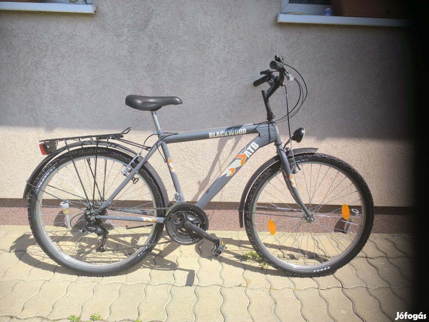 Mountain bike 26- os teljesen felszerelt 