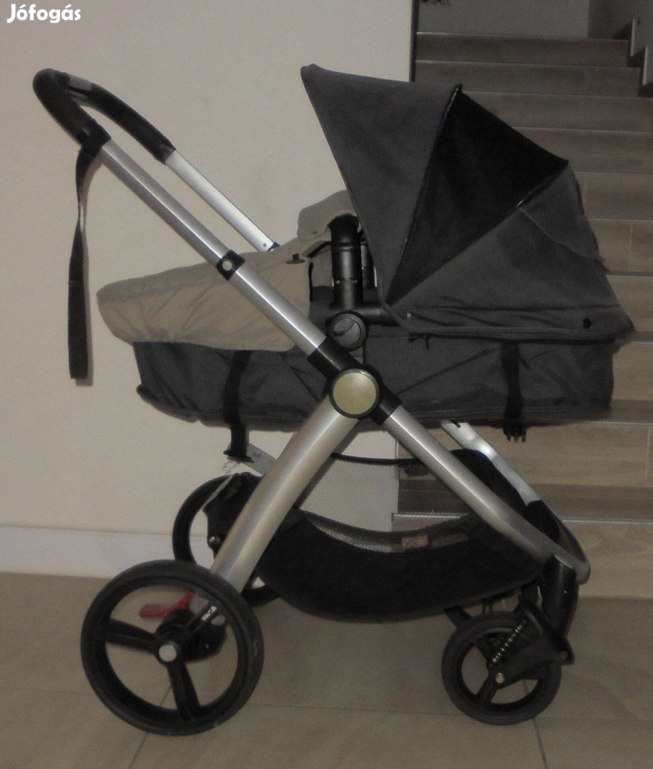 Mountain buggy cosmopolitan luxury 2az1-ben babakocsi szállítással