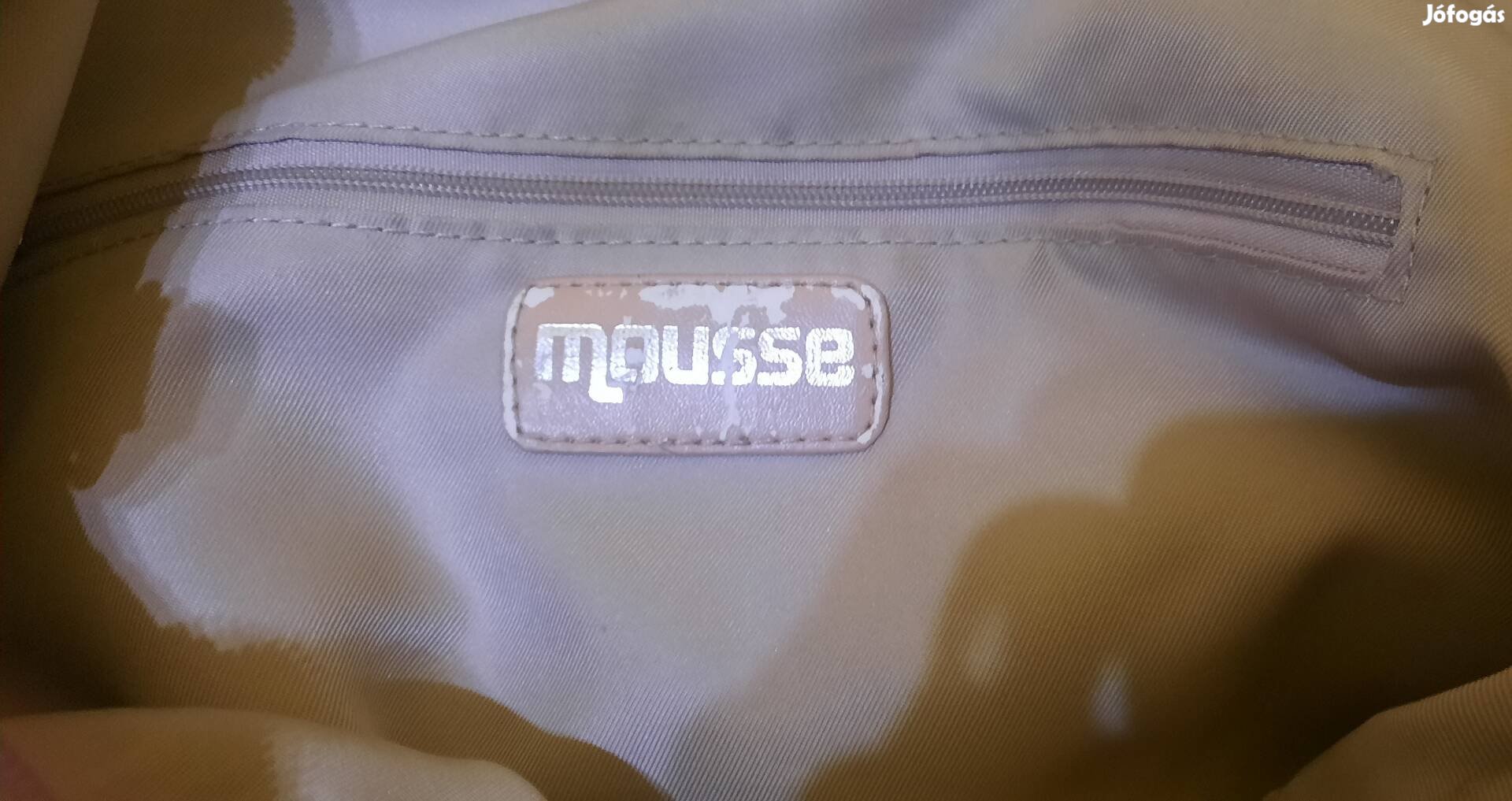 Mousse női táska eladó 