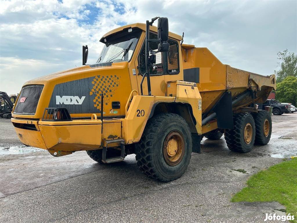 Moxy MT25 dömper 6x6