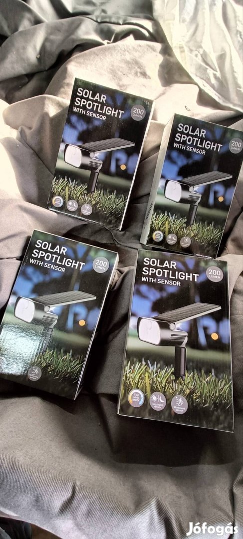 Mozgásérzékelős lámpa 6500K erős fény!