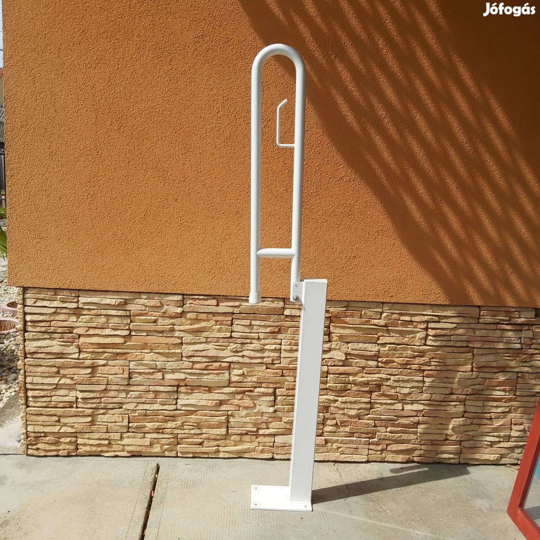 Mozgáskorlátozott kapaszkodó