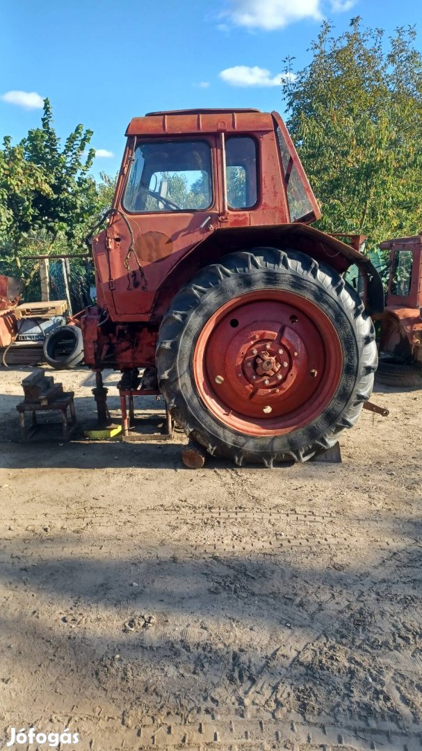 Mtz 50-es és 80-as traktor alkatrész 