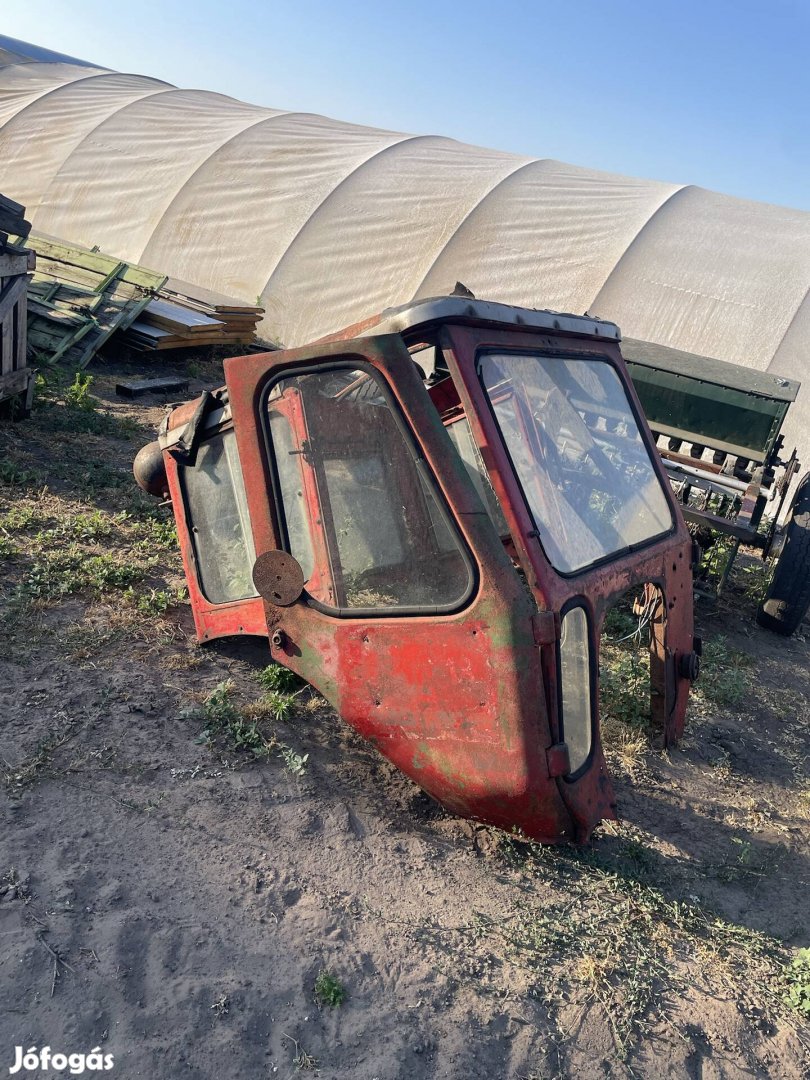 Mtz 50 fülke 
