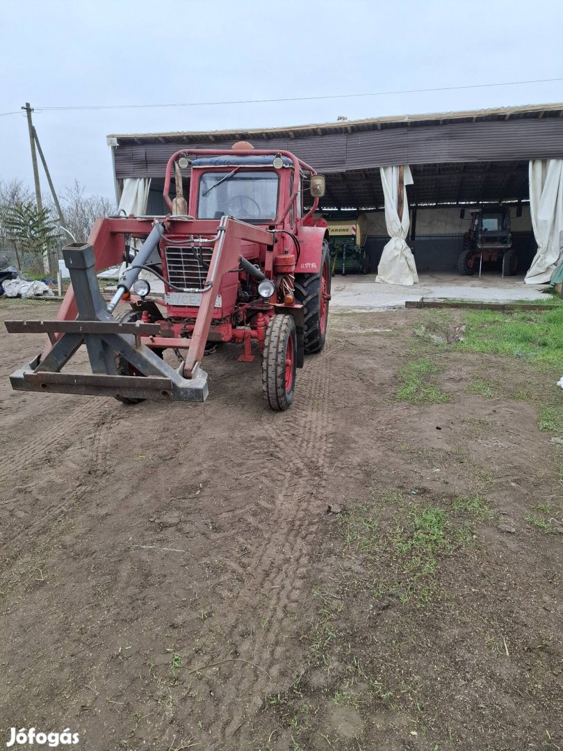 Mtz 50 homlokrakodóval adaptereivel