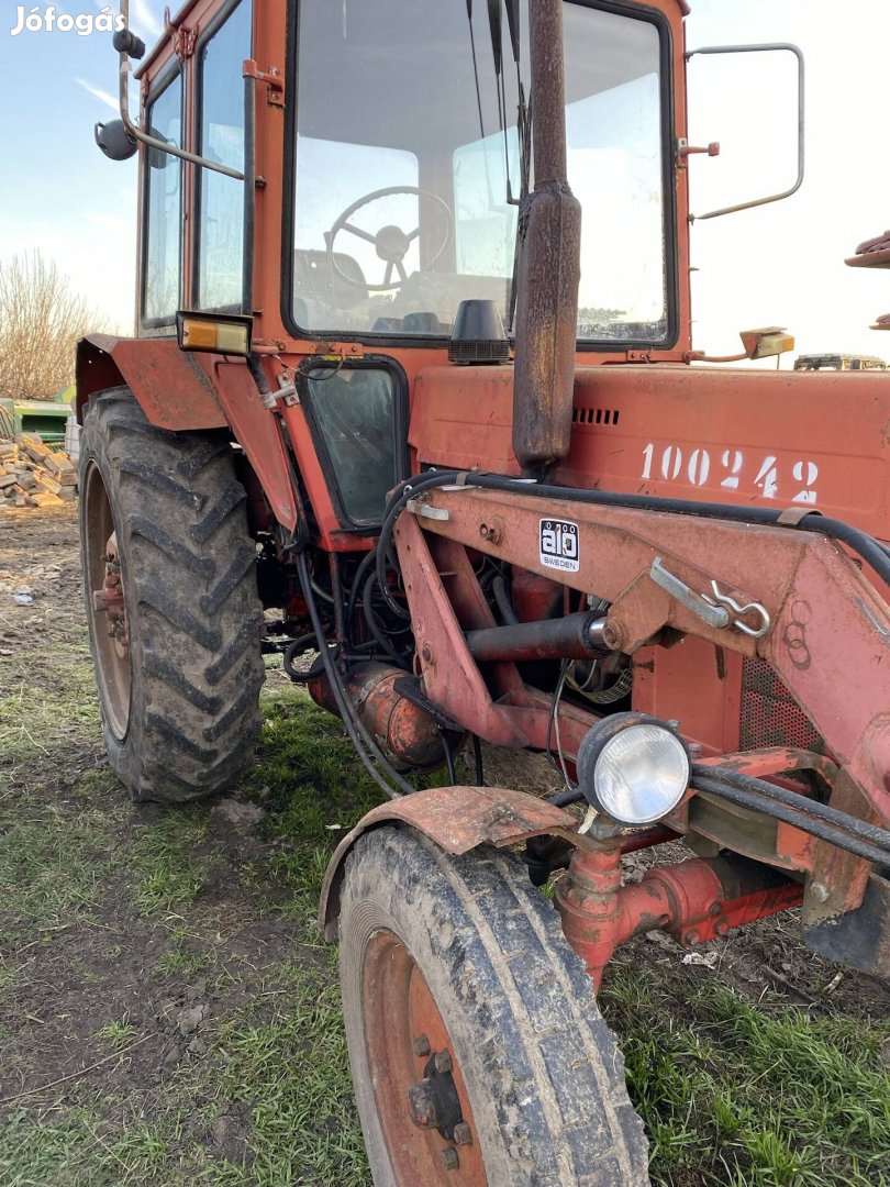 Mtz 550 rakodóval homlokrakodóval