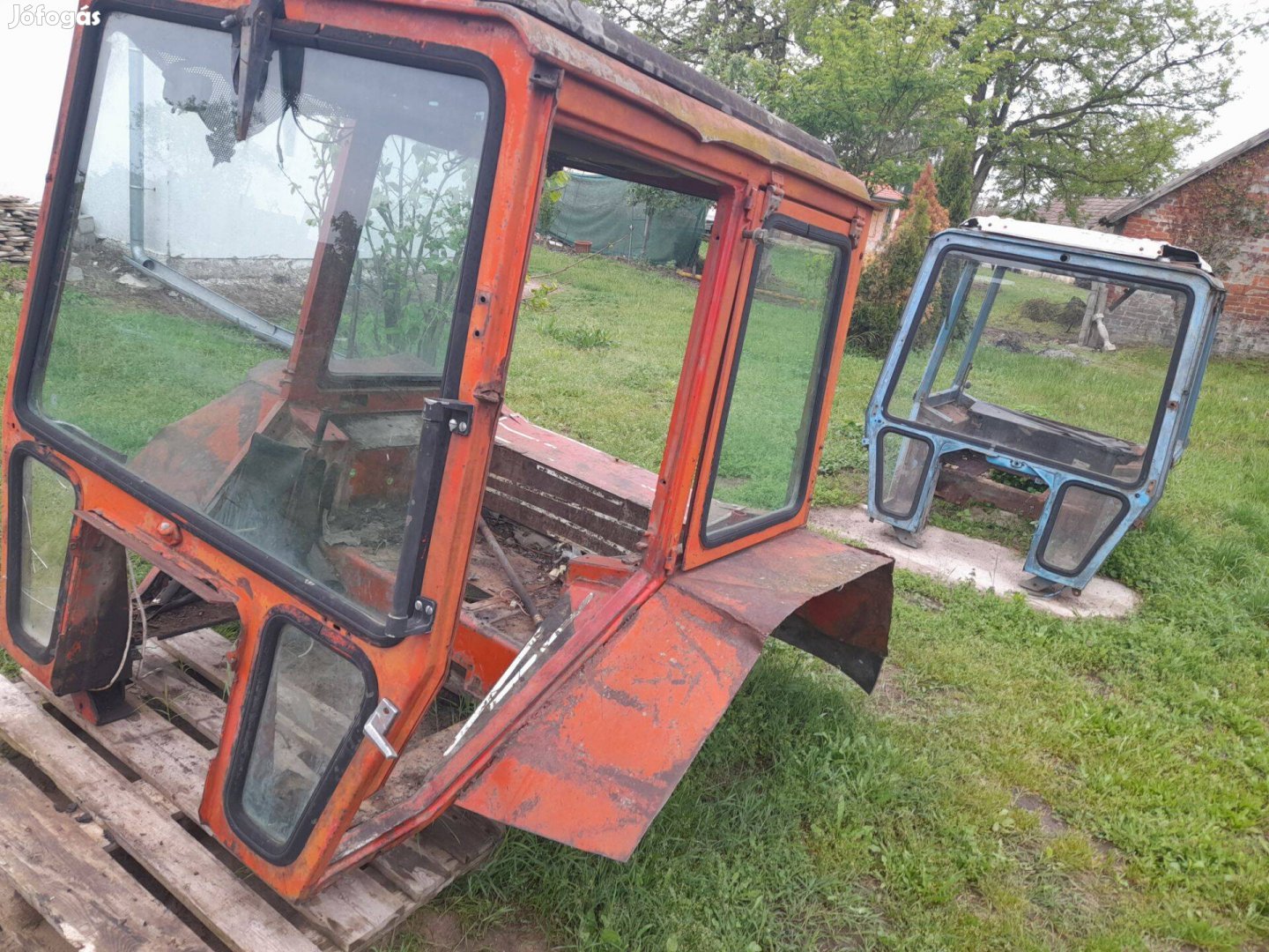 Mtz 80/82es használt fülkeváz eladó Zala megye