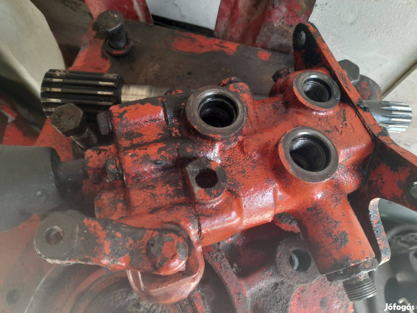 Mtz 80/82es lezárószelep használt eladó