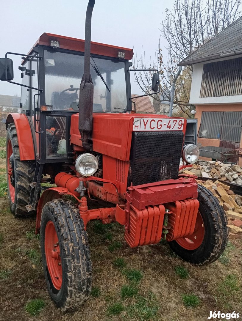 Mtz 80 Traktor 
