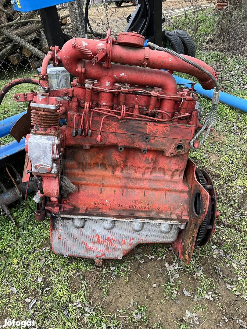 Mtz 80 motor 