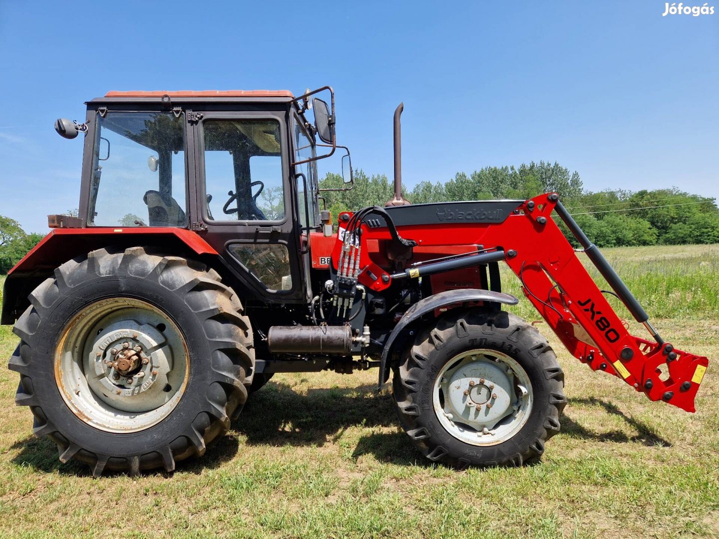 Mtz 820.2 új  Blackbull homlokrakodó 