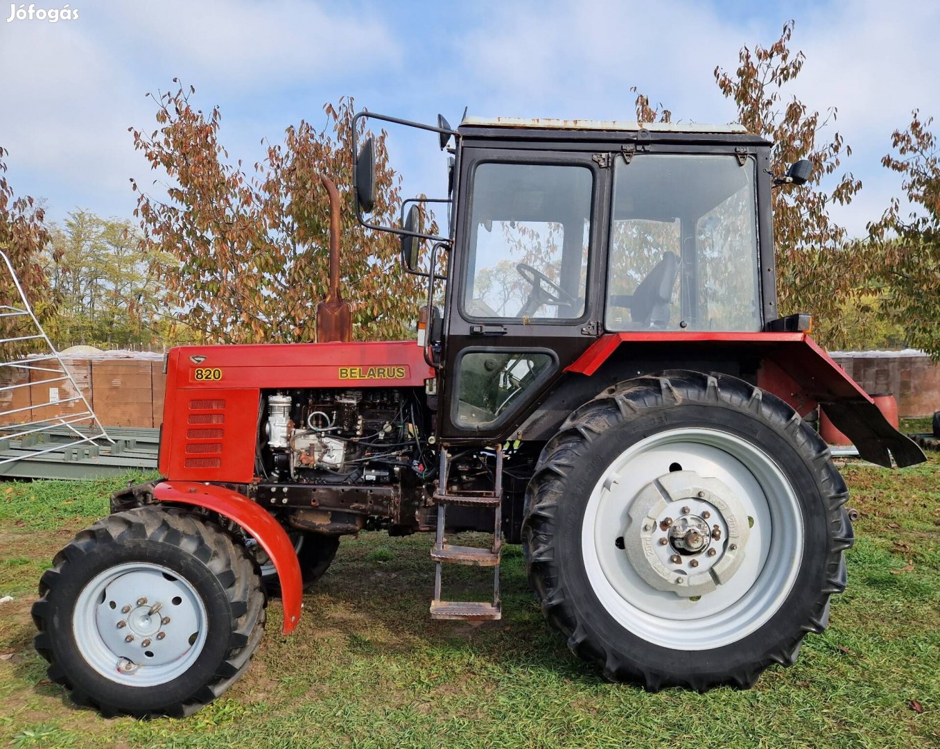 Mtz 820 traktor klímás Új gumik