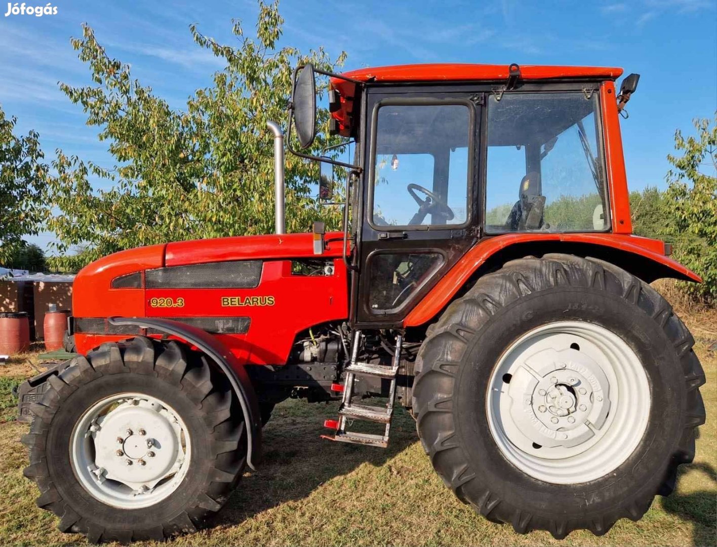 Mtz 920.3 traktor Új gumikkal 