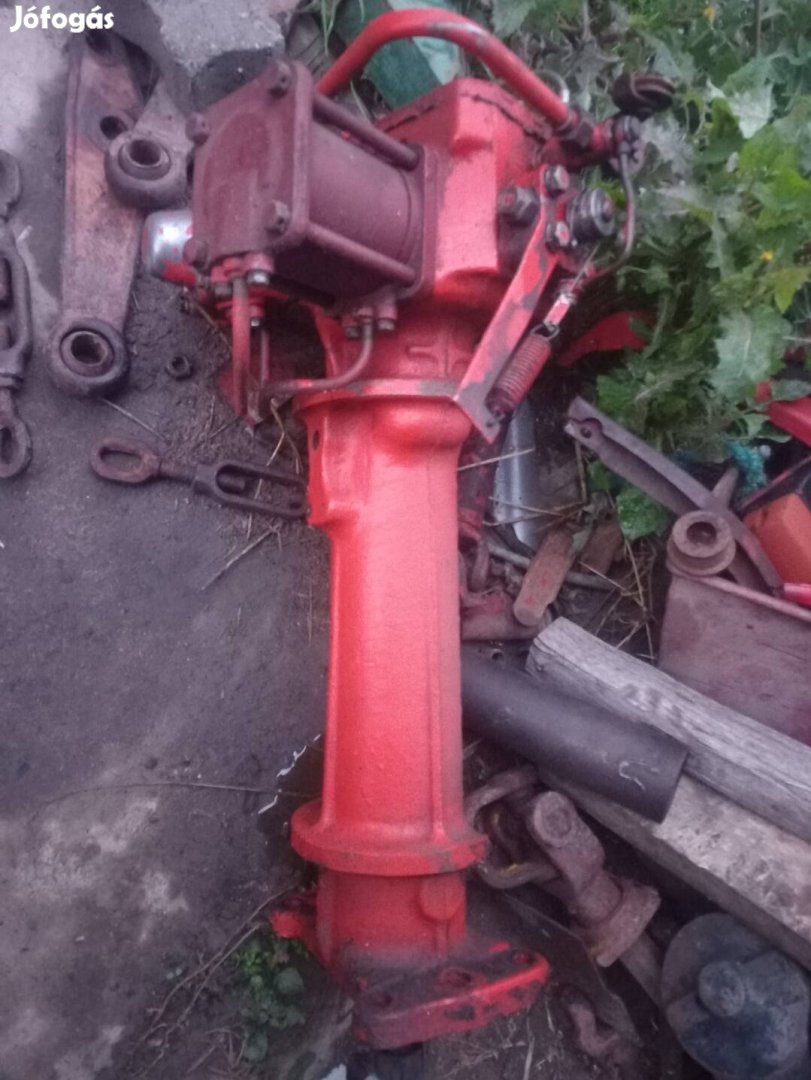 Mtz kormányoszlop eladó 