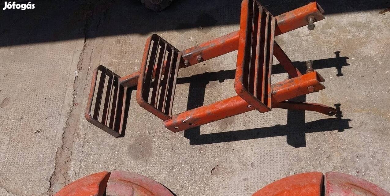 Mtz lépcső gyári