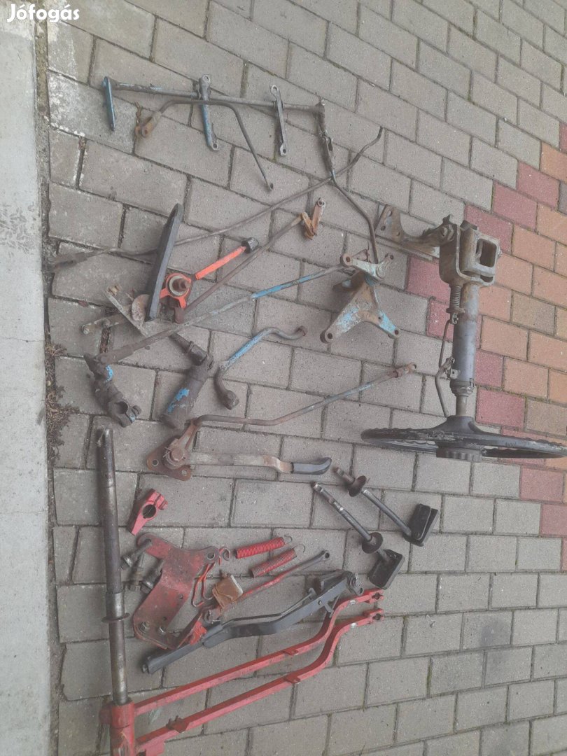 Mtz panorámafülkéhez gyári pedál rudazat alkatrész eladó