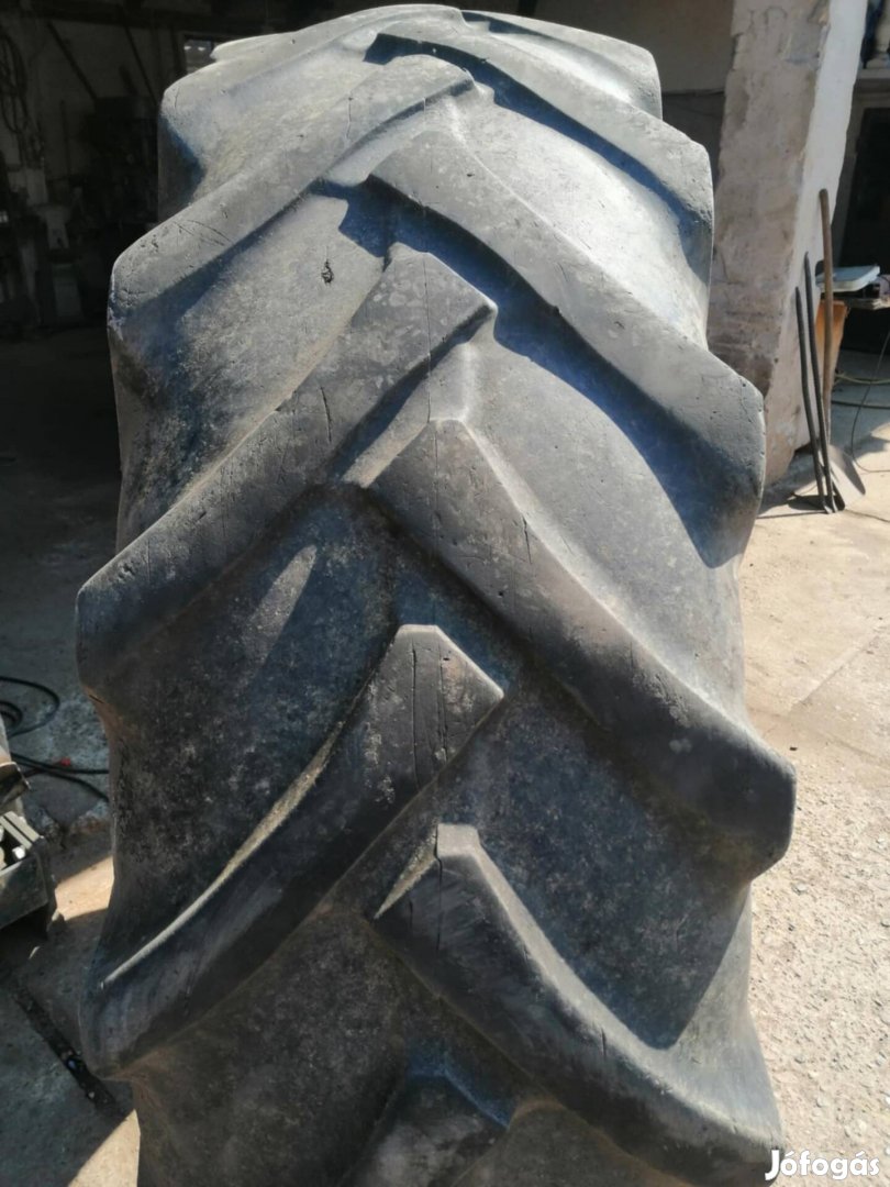 Mtz traktor gumi eladó