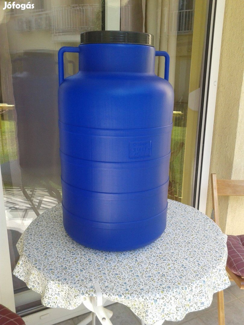 Műanyag 60 literes hordó újszerű állapotban (Sterk)