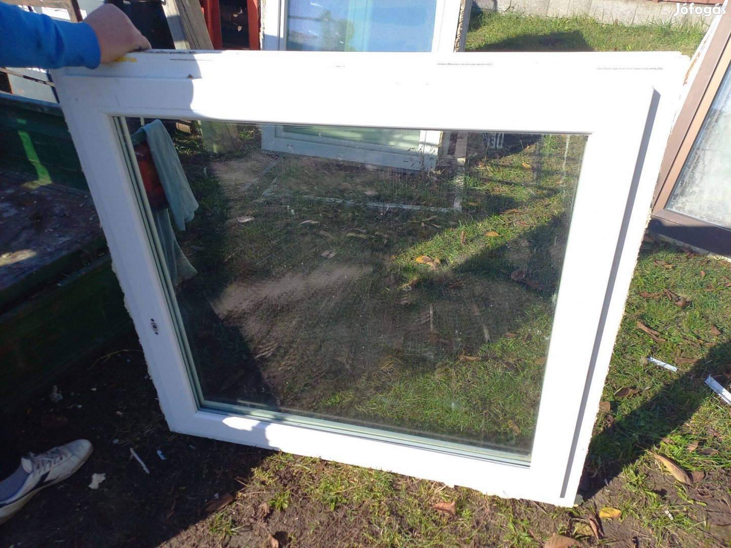 Műanyag ablak 114 cm x 121 cm ; 109 cm x 121 cm