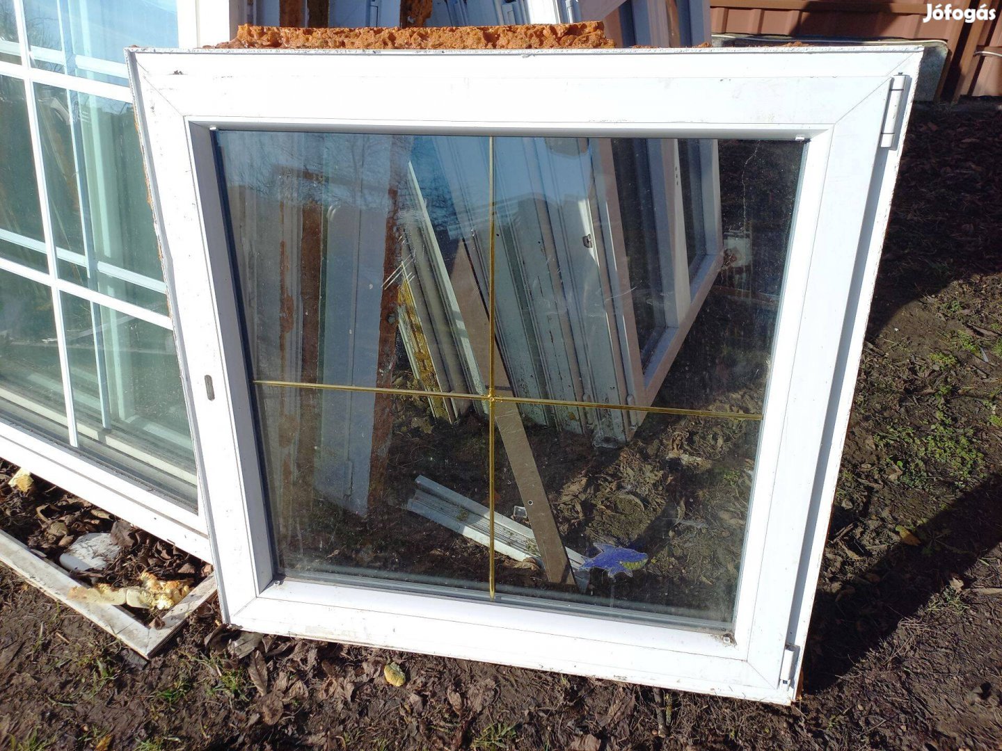 Műanyag ablak 117 cm x 114 cm ; 117 cm x 122 cm