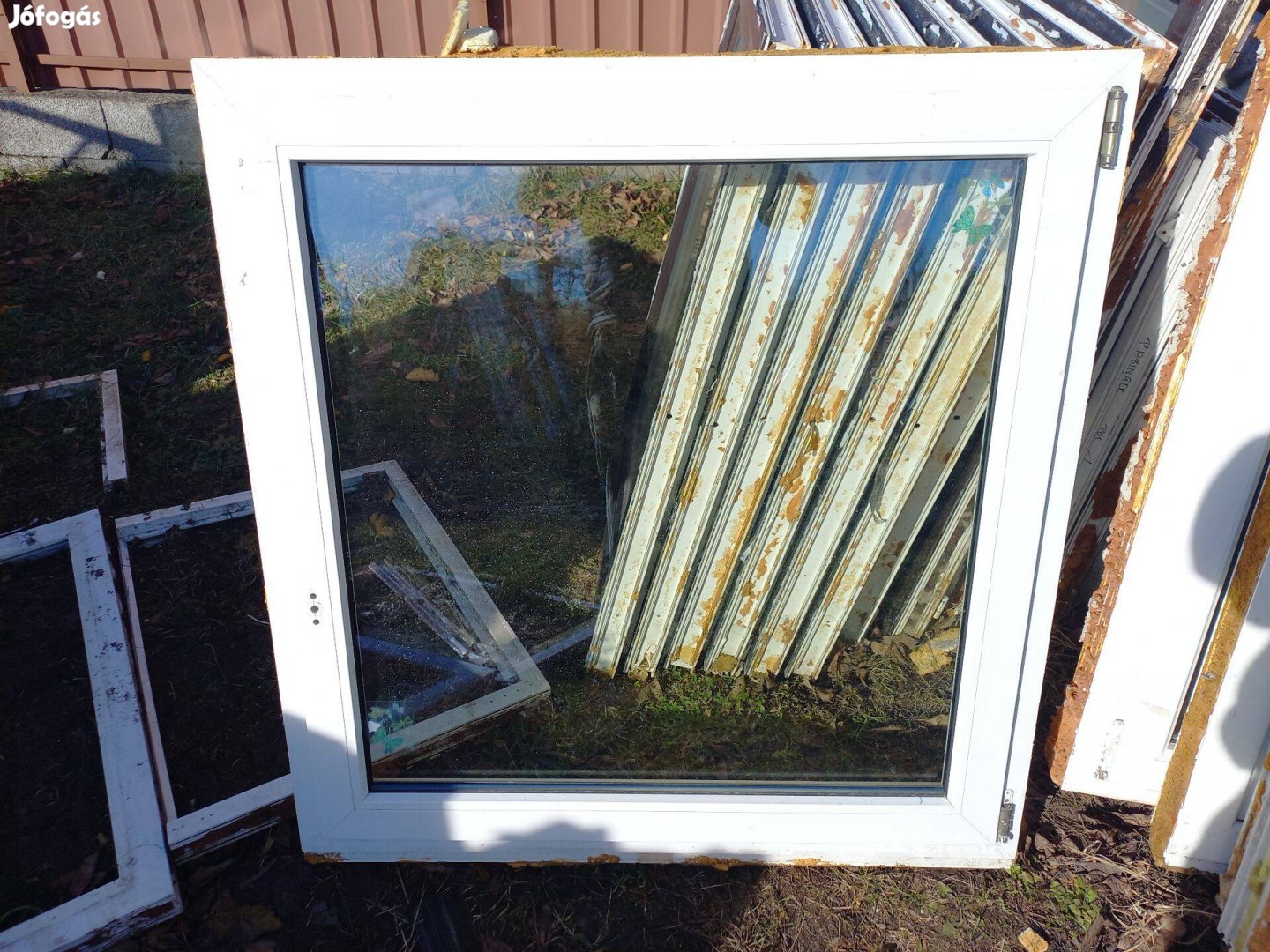 Műanyag ablak 117 cm x 122 cm