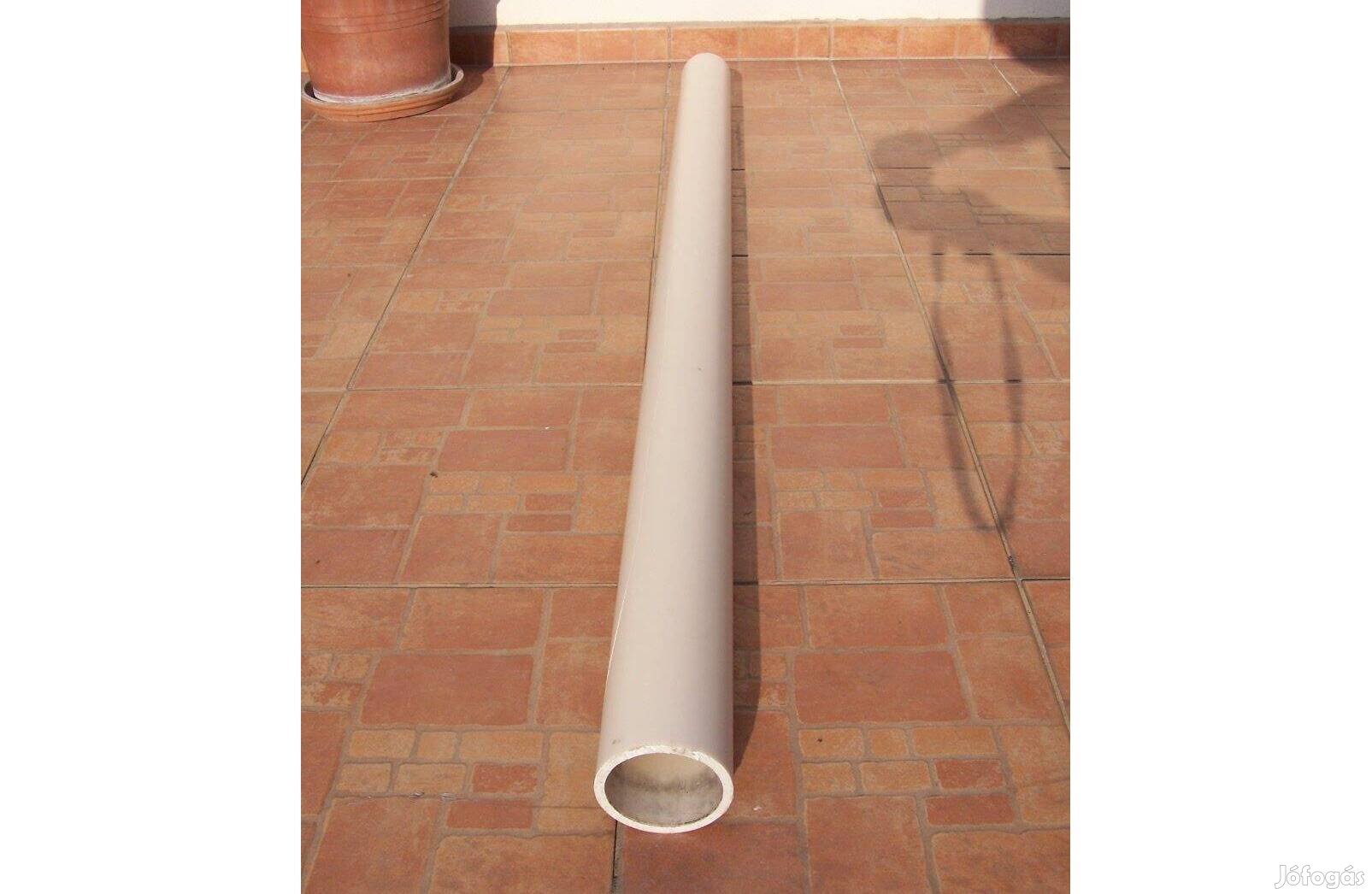 Műanyag cső csövek 160 cm hosszú 90 mm átmérőjű