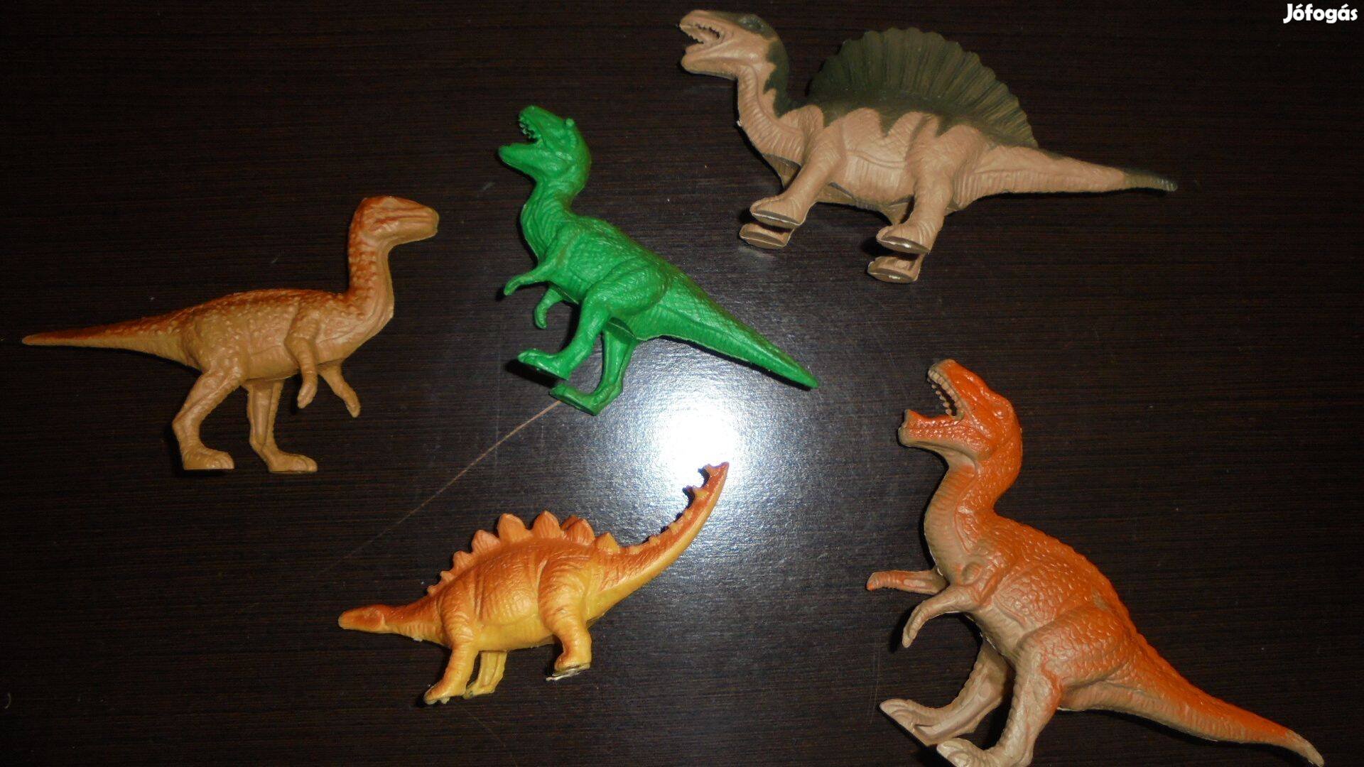 Műanyag dinoszaurusz figura csomag / 5 db - os