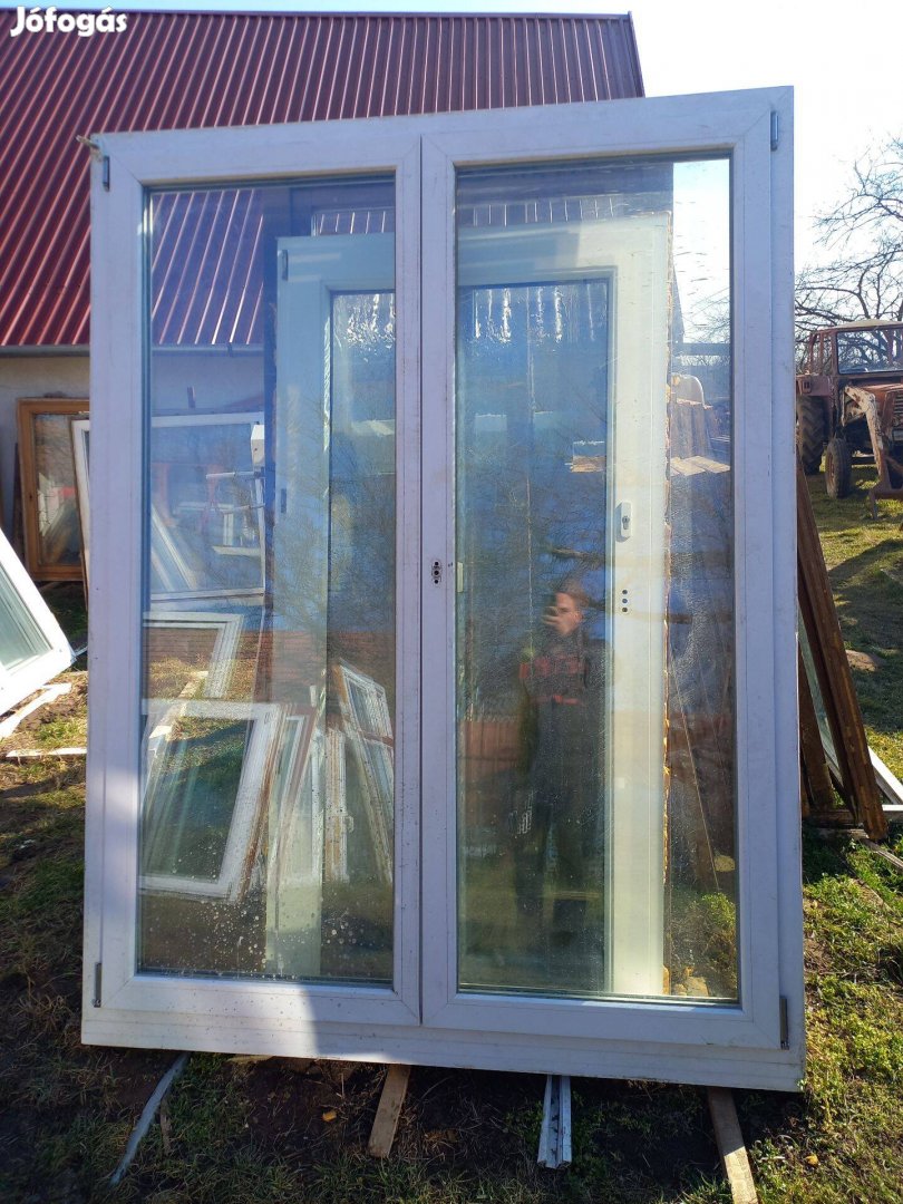 Műanyag erkély / terasz ajtó 172 cm x 223 cm 3 rétegű