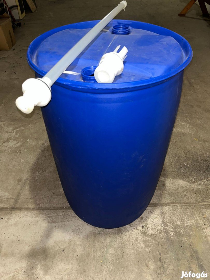 Műanyag hordó 220 liter literes 2 kupakos durva mentes Trisure zárdugó
