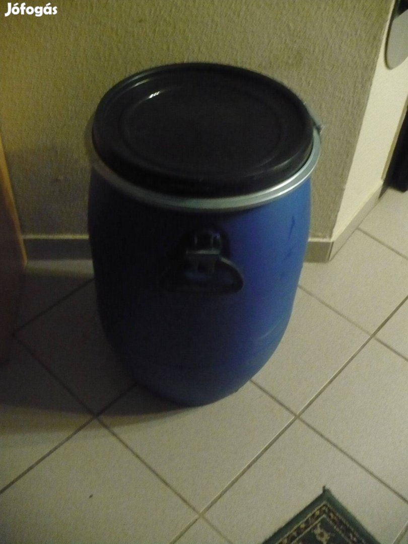 Műanyag hordó 60 l eladó