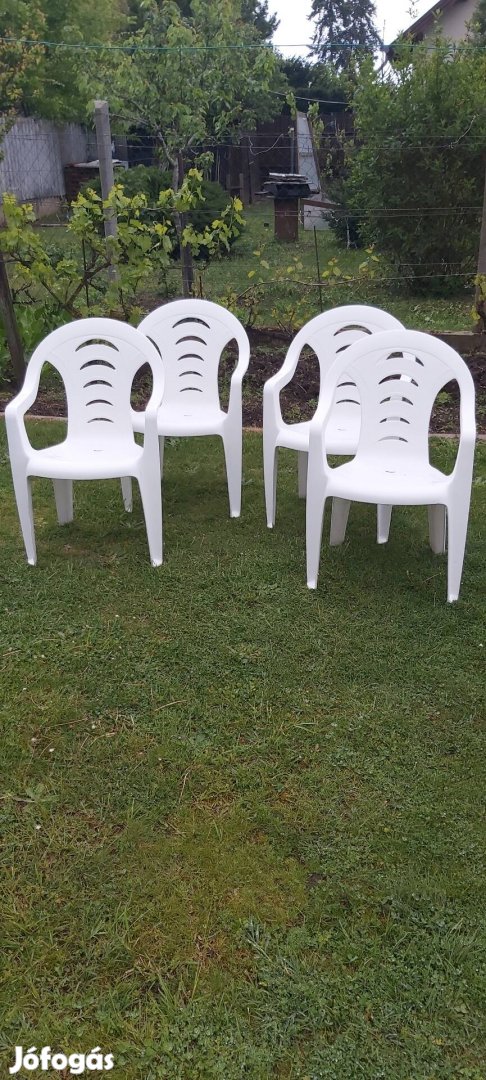 Müanyag kerti szék