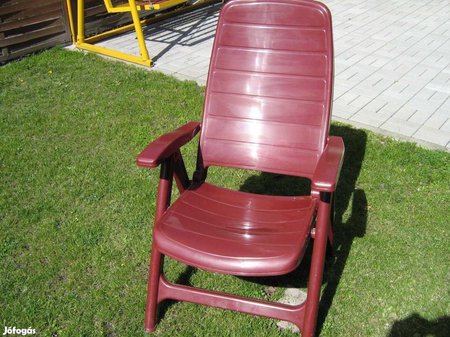 Műanyag kerti szék több poziciós alig használt összecsukható