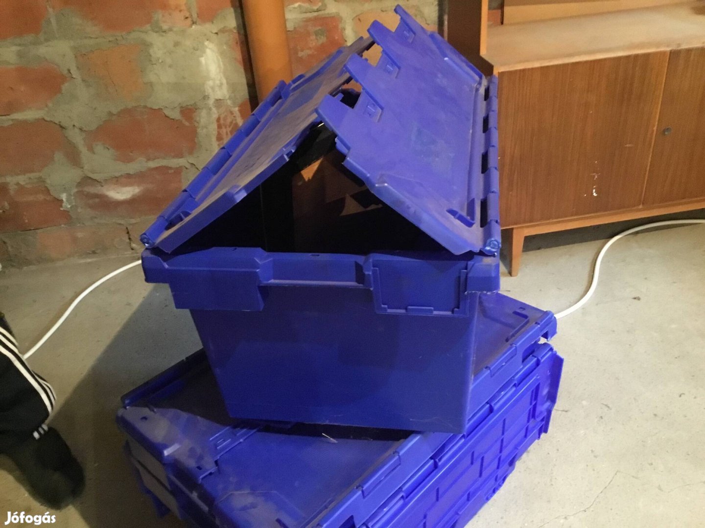 Műanyag láda 70x46x37
