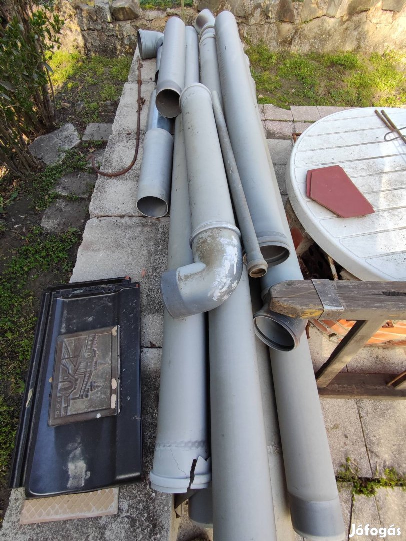Műanyag lefolyó cső fillérekért vihető.