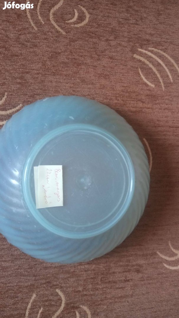 Műanyag salátás tál 100 Ft