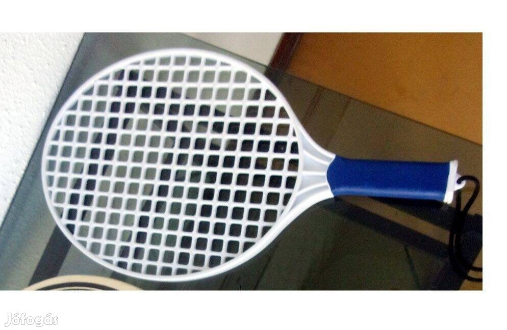 Műanyag teniszütő tenisz ütő Újpest központ közelében