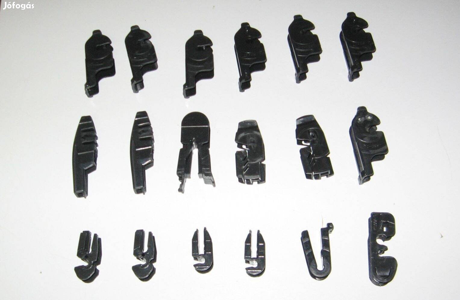 Műanyagbetét szélvédőtörlő-lapáthoz