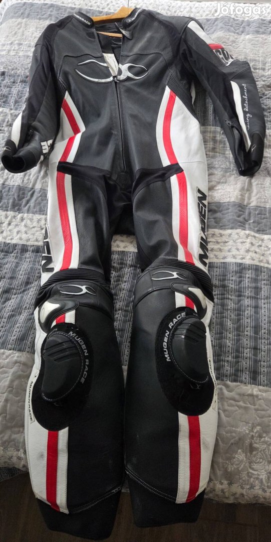 Mugen egyrészes motoros bőrruha