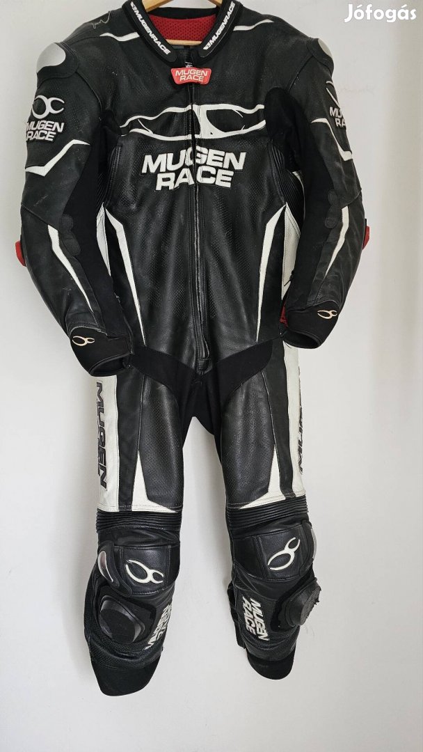 Mugen race motoros ruha
