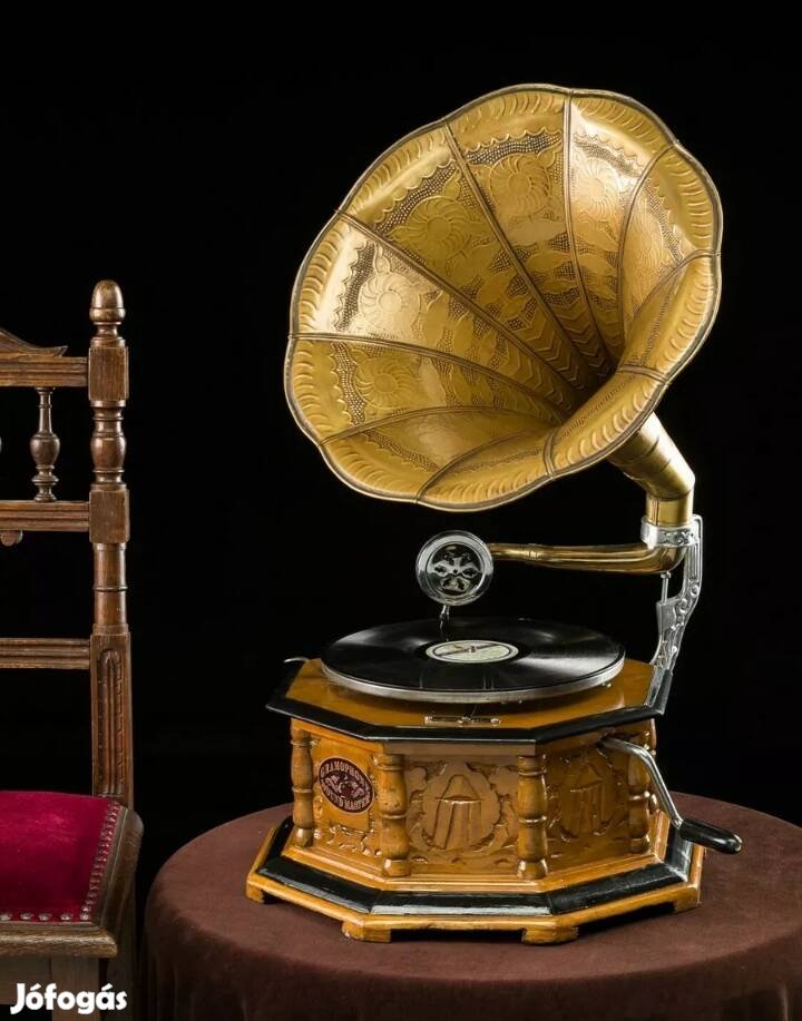 Működőképes tölcséres gramofon 