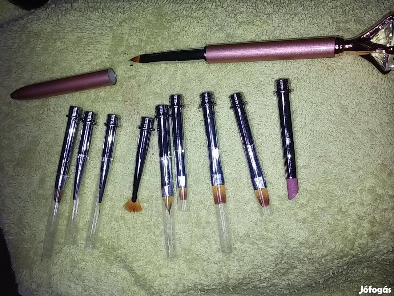 Műkörmös különleges 10 db-os ecsetszett, stb
