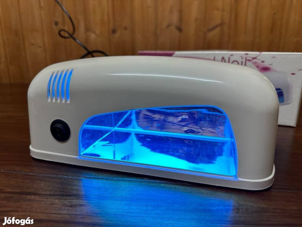 Műkörmös lámpa eladó (Professional Nail Gel UV lamp)