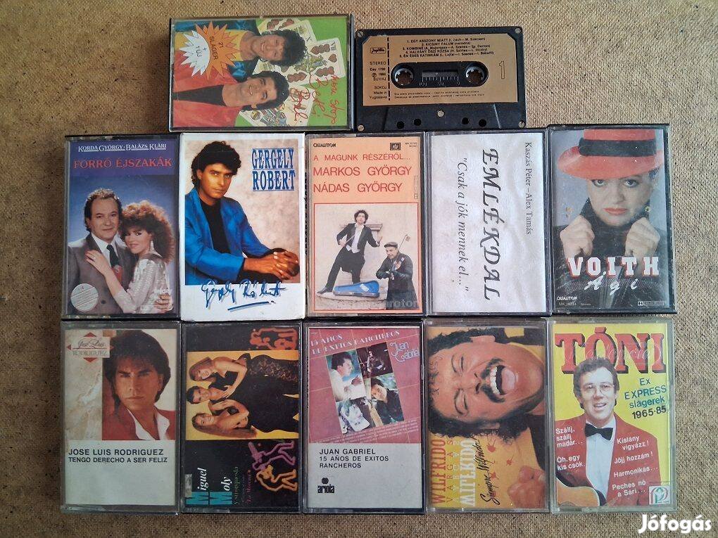 Mulatós, könnyűzenei stb. kazetta 12 darab