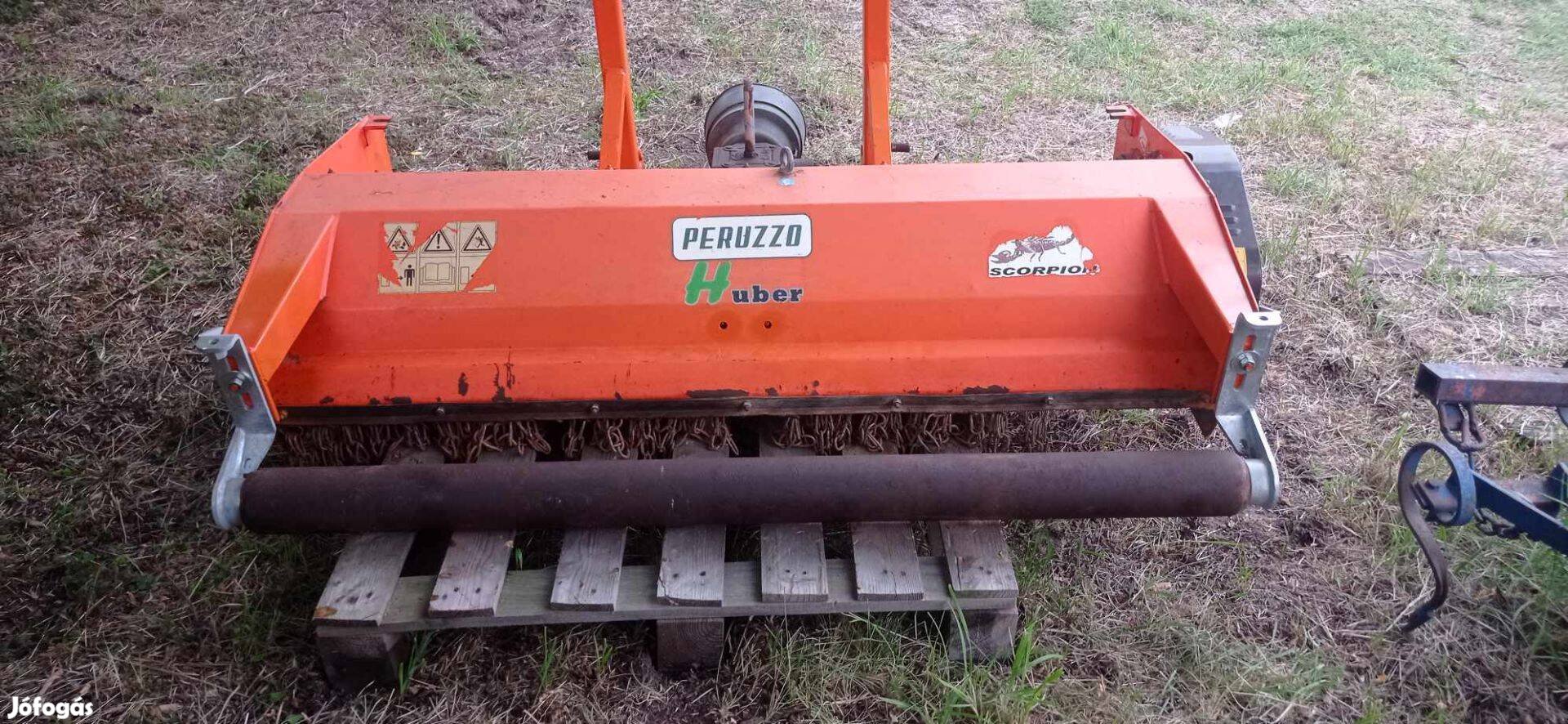 Mulcsozó szárzúzó traktorhoz