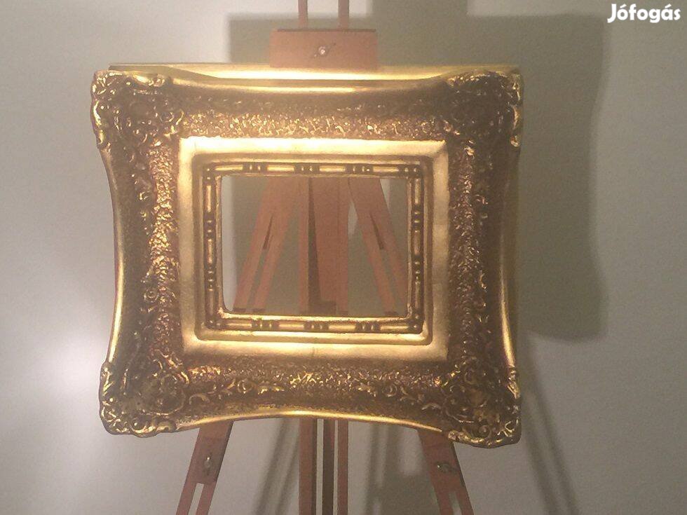 Múlt század eleji klasszikus keret