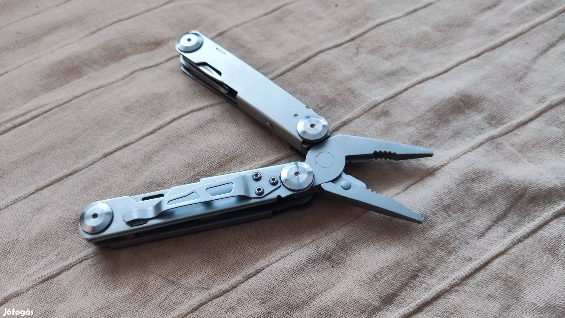 Multifogó multi fogó bicska kés buschkraft ( Nem SOG Leatherman gerber